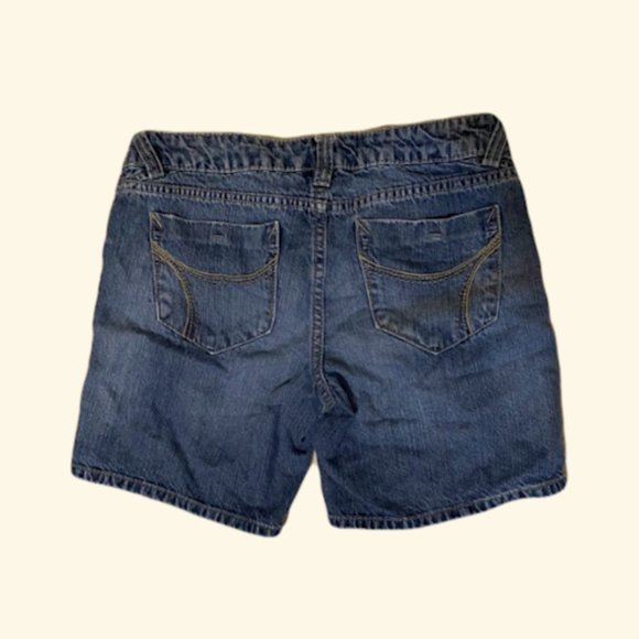 Y2K Boyfriend Shorts - Picture 2 of 3